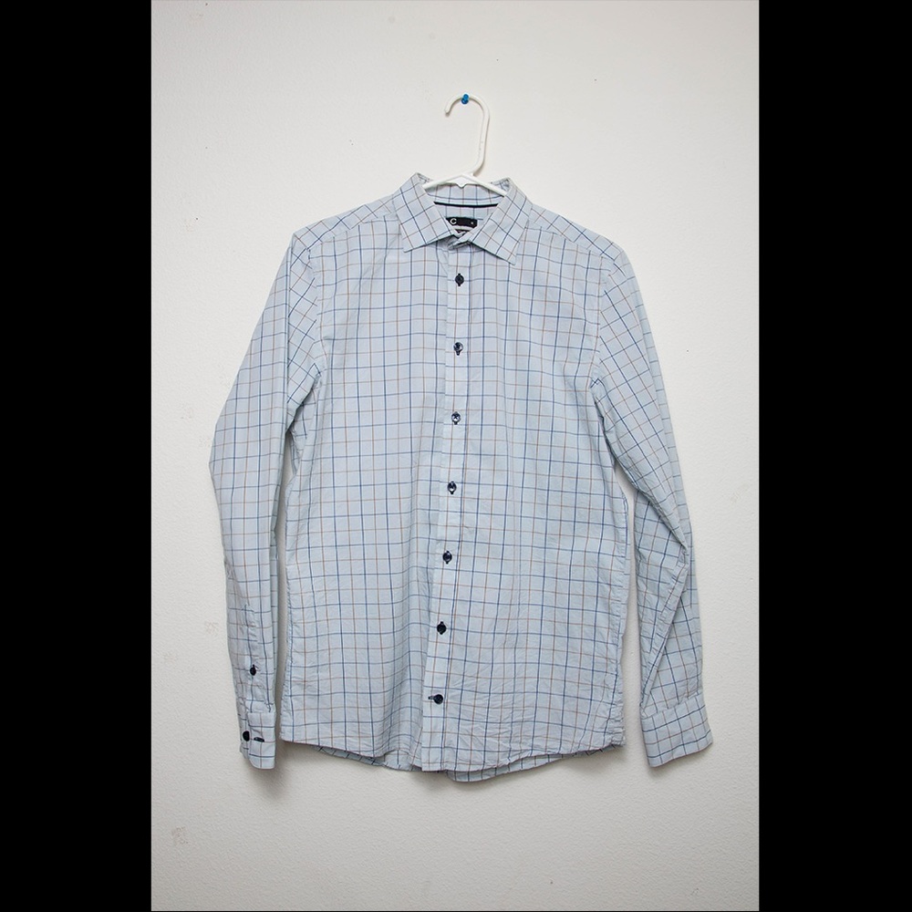 Button Up - Picture 5 of 6